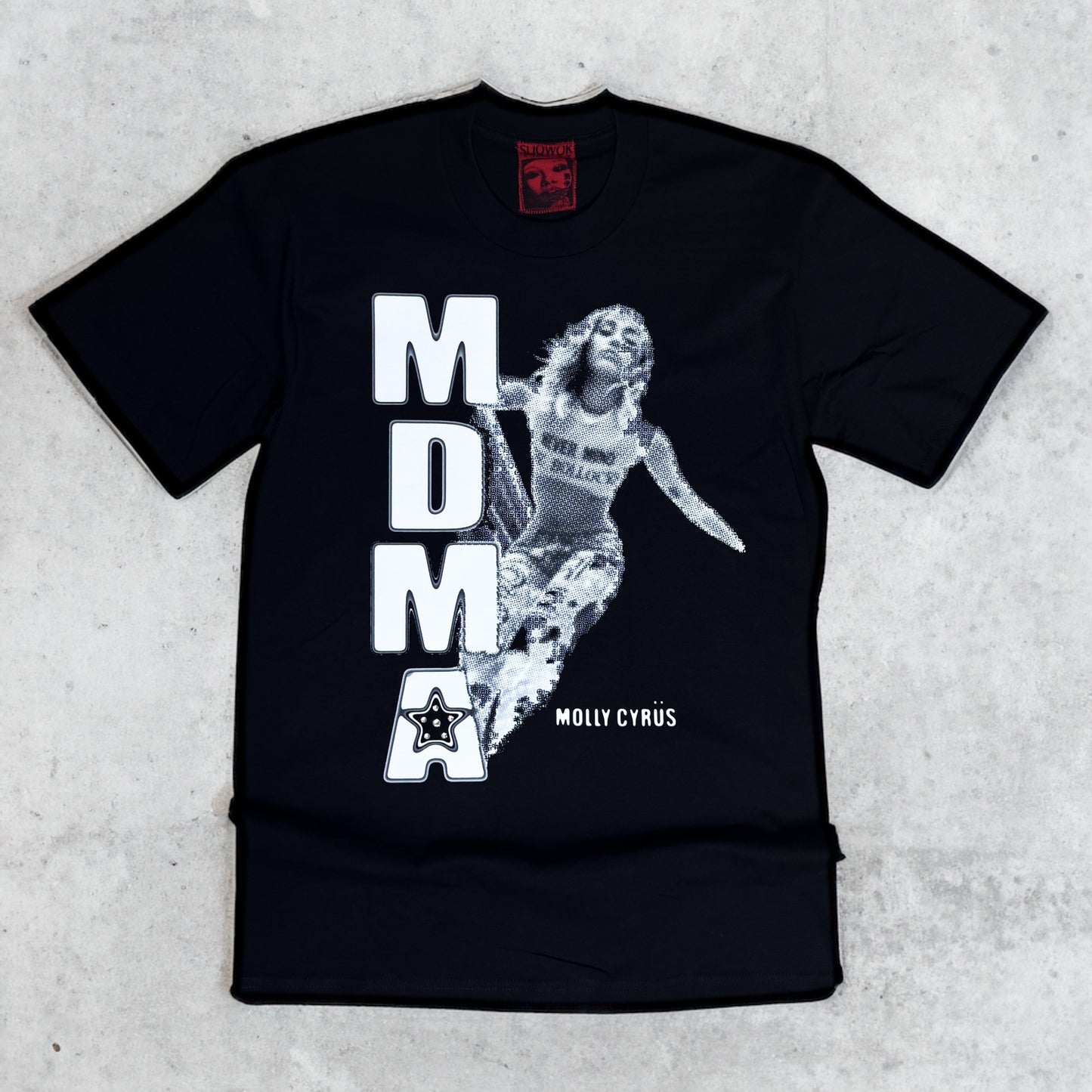 MollyCyrus BlackTee